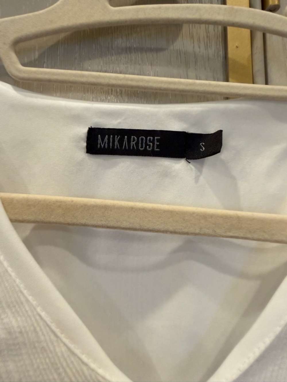 MikaRose V-Neck Tiered Short Sleeve Dress - Picture 4 of 6